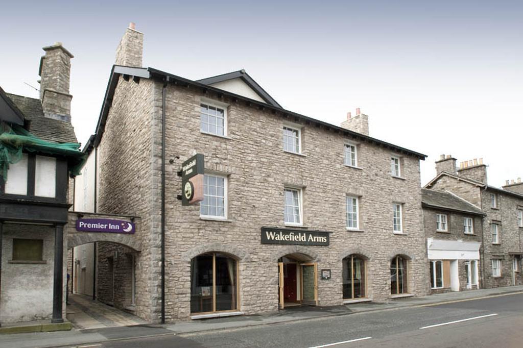 Premier Inn Kendal Central Ngoại thất bức ảnh